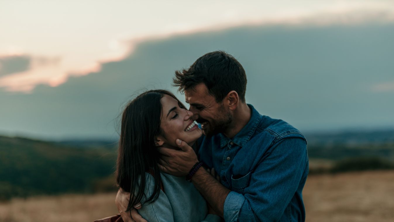 https://cdn.borsonline.hu/2024/10/FdiEsUqHCJLDgwowIhHP2FTOsueQjcK_LtzqCWiLGw0/fill/1347/758/no/1/aHR0cHM6Ly9jbXNjZG4uYXBwLmNvbnRlbnQucHJpdmF0ZS9jb250ZW50Lzk1Nzc1MWNmMTBiYzQ1ZTI4MzljNjVlNTc4MzFjMWJm.jpg