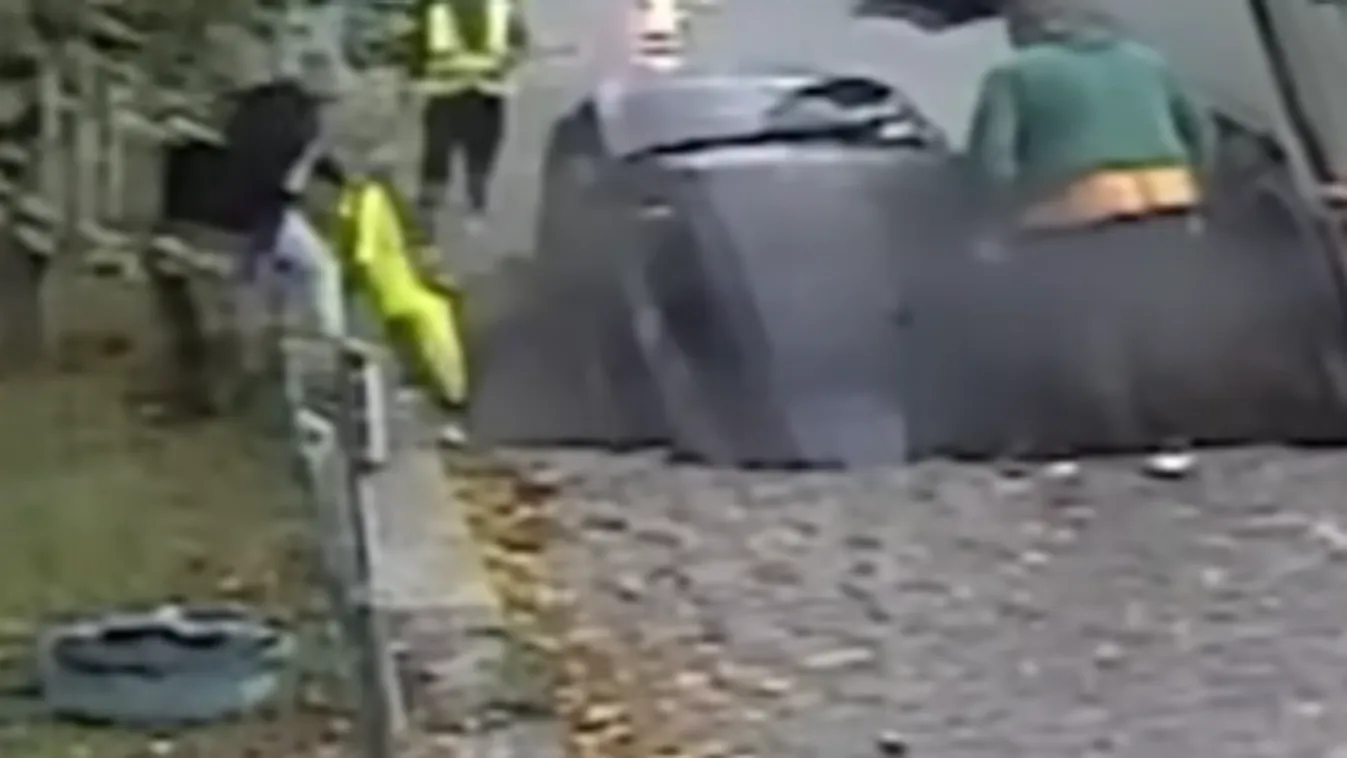 Beszakadt az aszfalt, édesanyja szeme láttára nyelte el a föld az 5 éves kisfiút az óvoda előtt
