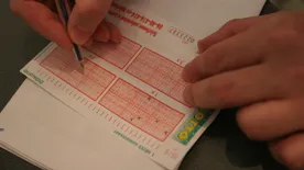 Lottónyeremény: 6,525 milliárd a tét – Már egy 10 emeletes panelnél is magasabbra ér a pénzhalom
