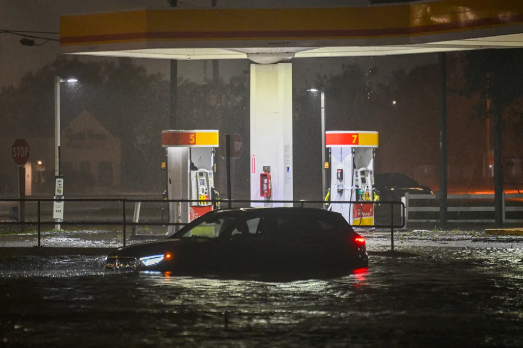On heels of Helene, storm Milton expected to strengthen into major hurricane and slam Florida