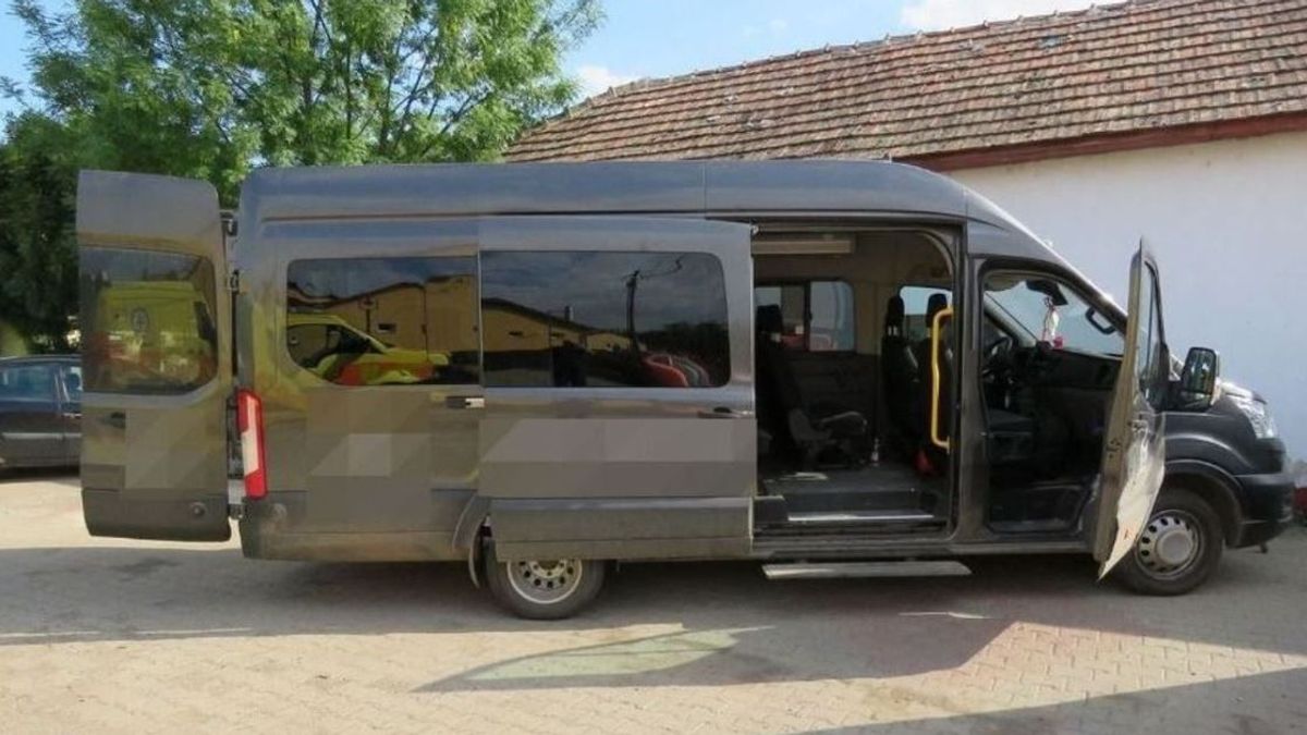 Tomajmonostorai tragédia: A buszban felejtett kislánya után halt a négyéves Inez Flóra édesapja