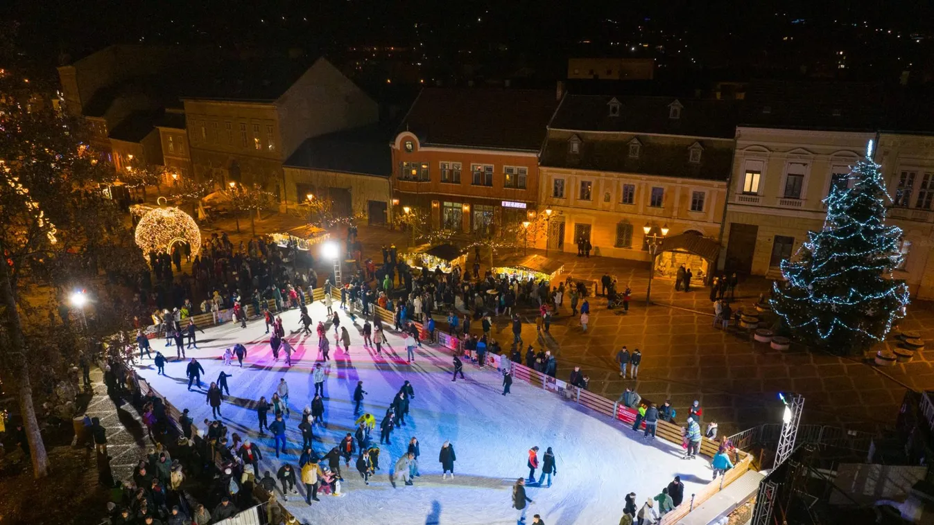Gyönyörű adventi vásár nyílik Esztergomban