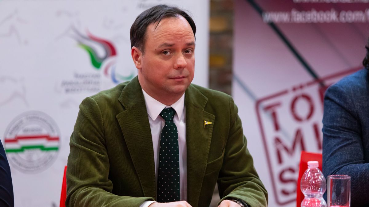 20240215   Budapest 
 
sajtótájékoztató a 
2024. évi Magyar Parasport Napjáról, ahol bemutatásra kerül a
Hajrá, Magyarok parasport kiadvány.

 Gergely István
         
Fotó: Máté Krisztián  MK 
MW bulvár