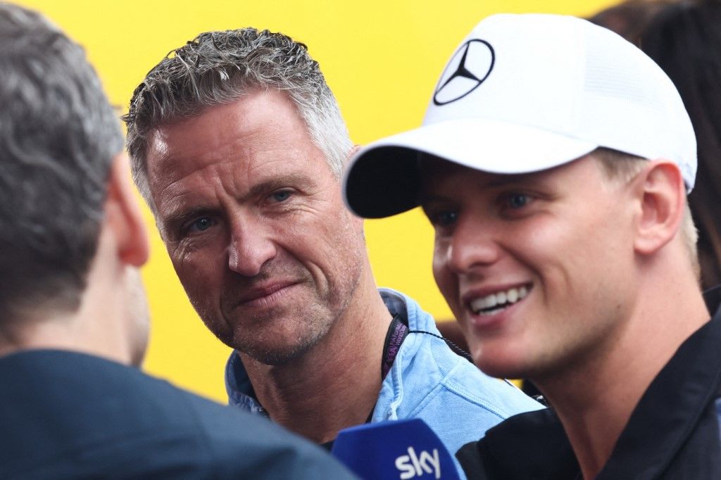 Ralf Schumacher (balra) szerint unokaöccse, Mick már csak egy pilóta betegsége esetén térhet vissza az F1-be