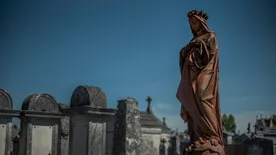 Babonák és hagyományok mindenszentek napján