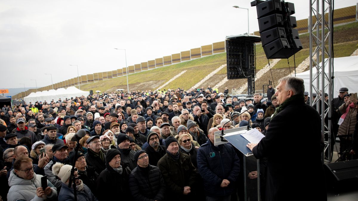 Orbán Viktor: Sopron csak akkor tudott fejlődni, ha össze volt kötve az őt körülvevő világgal