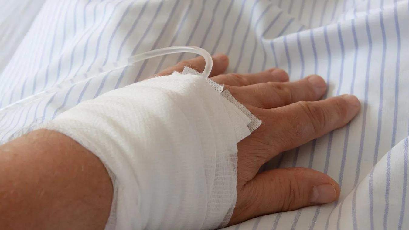 Egy ország kap most a szívéhez: beismerte sztár, rákos