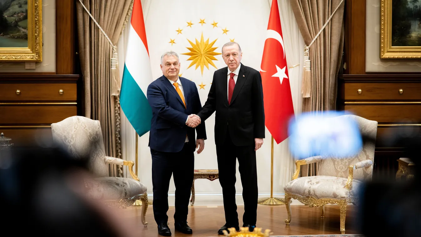 Orbán Viktor: "Fél éve senki sem akart hallani a békéről, ma mindenki erről beszél"