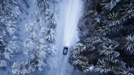 Iglu-effektus: így élt túl 60 napot egy svéd férfi egy behavazott autóban