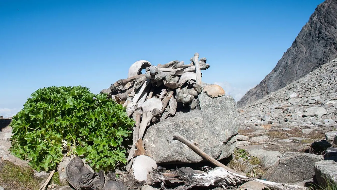 A Csontváz-tó legendája - Emberi maradványok a Roopkund-tó mélyén