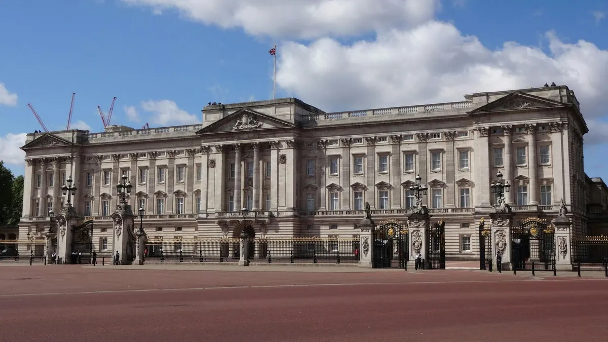 A királyi család élete keményebb, mint gondolnánk