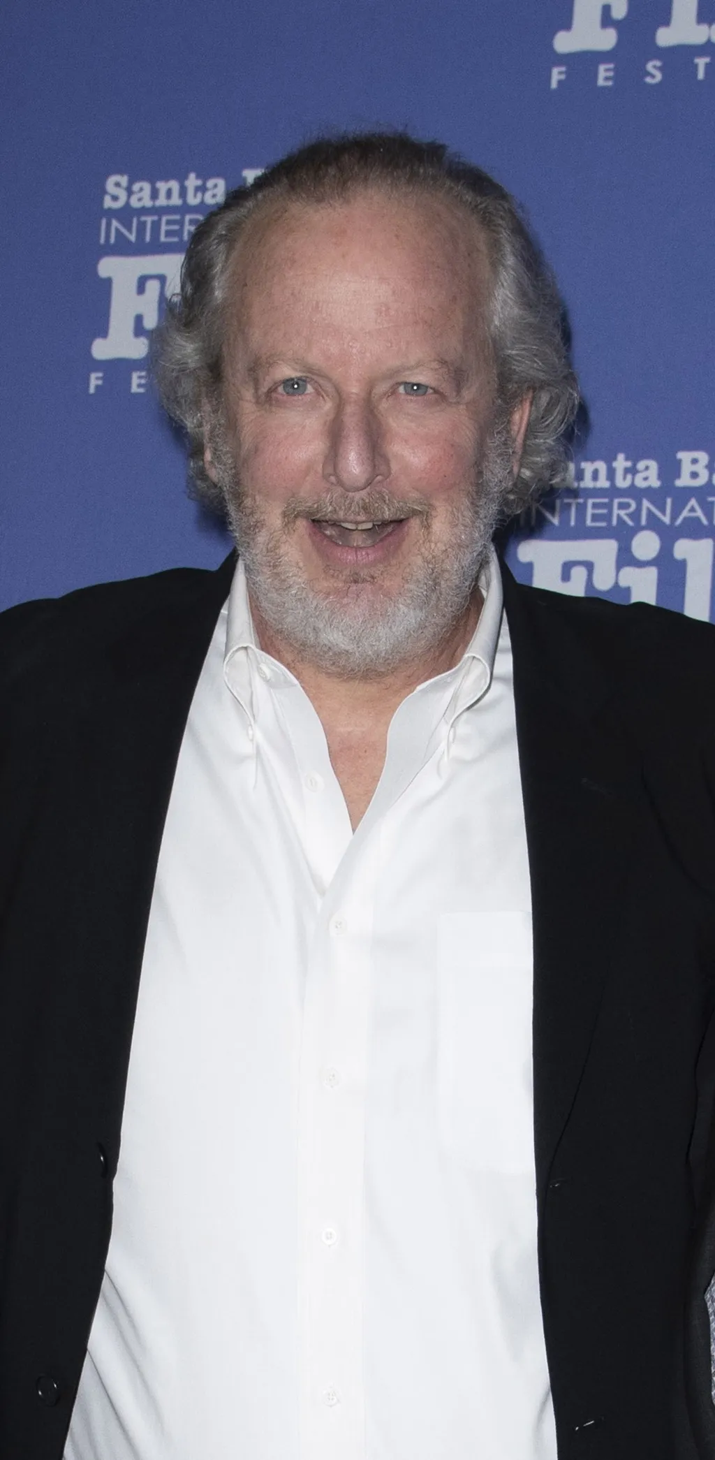 Daniel Stern, azaz Marvin "Marv" Merchants (balra), az egyik betörő.