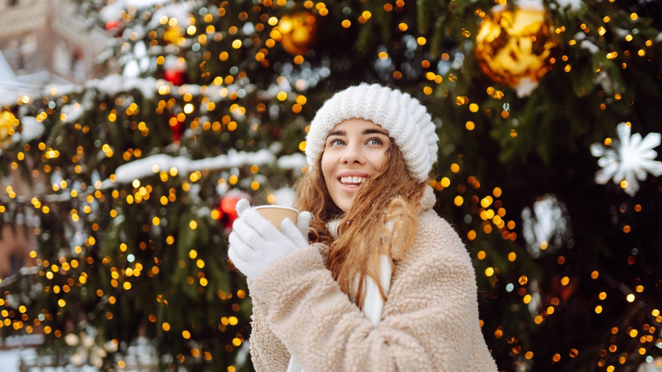 https://cdn.borsonline.hu/2024/12/mXJdpqp8yjZ3S0OAmuSgCw1fJRXxdDUyBVc7TQXdgKg/fill/1347/758/no/1/aHR0cHM6Ly9jbXNjZG4uYXBwLmNvbnRlbnQucHJpdmF0ZS9jb250ZW50LzA3MGM0NjdkOTQxNjRkNTc4YjFjNTkxZTBiM2Y5Mzkx.jpg
