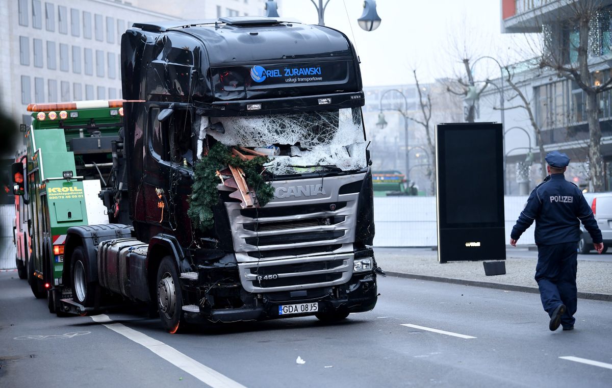 Möglicher Anschlag mit Lastwagen auf Weihnachtsmarkt