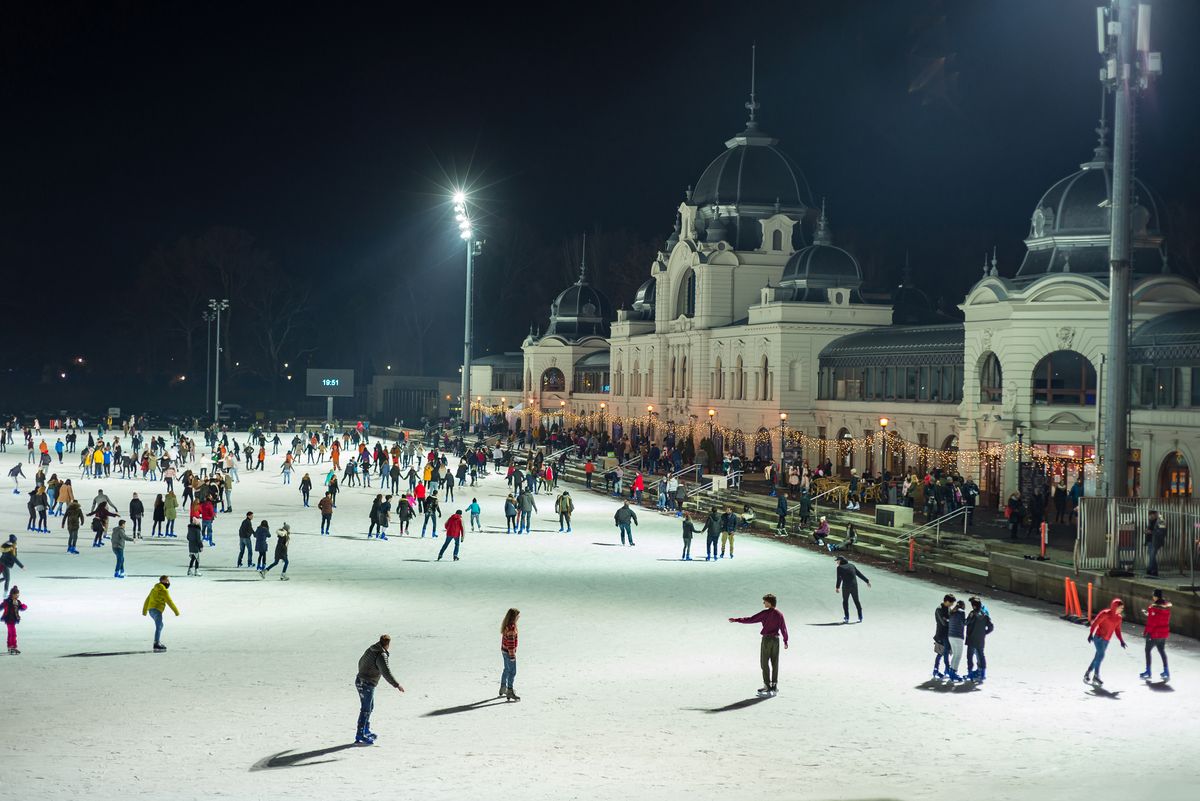 Budapest,Hungary,2018:,People,Ice,Skating,At,Városliget,In,Budapest