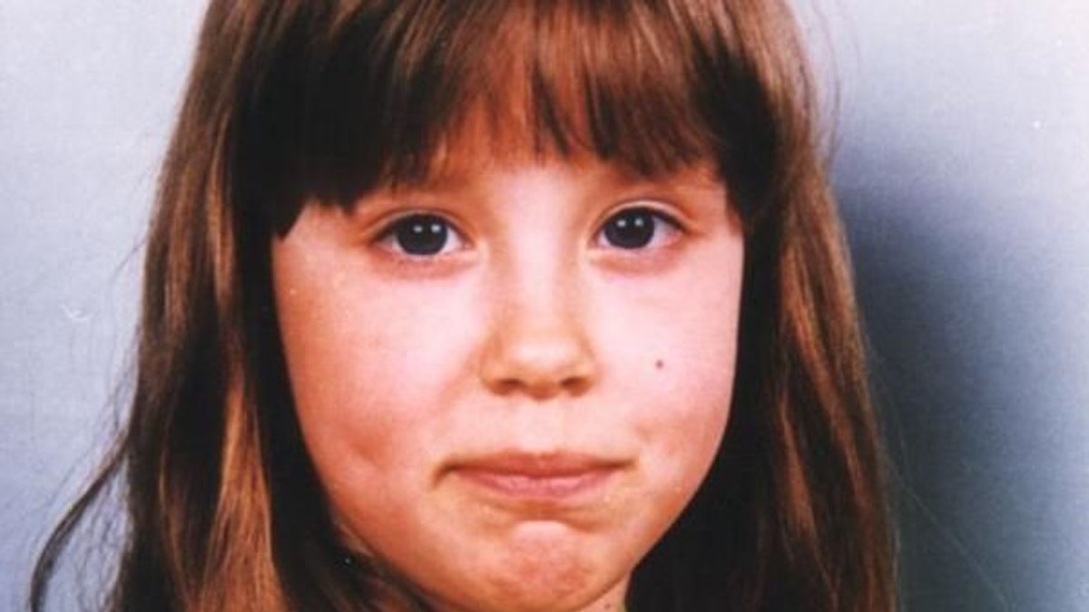 „Te már örökre az a kicsi lány maradsz" – 27 éve tűnt el a hétéves Szathmáry Nikolett