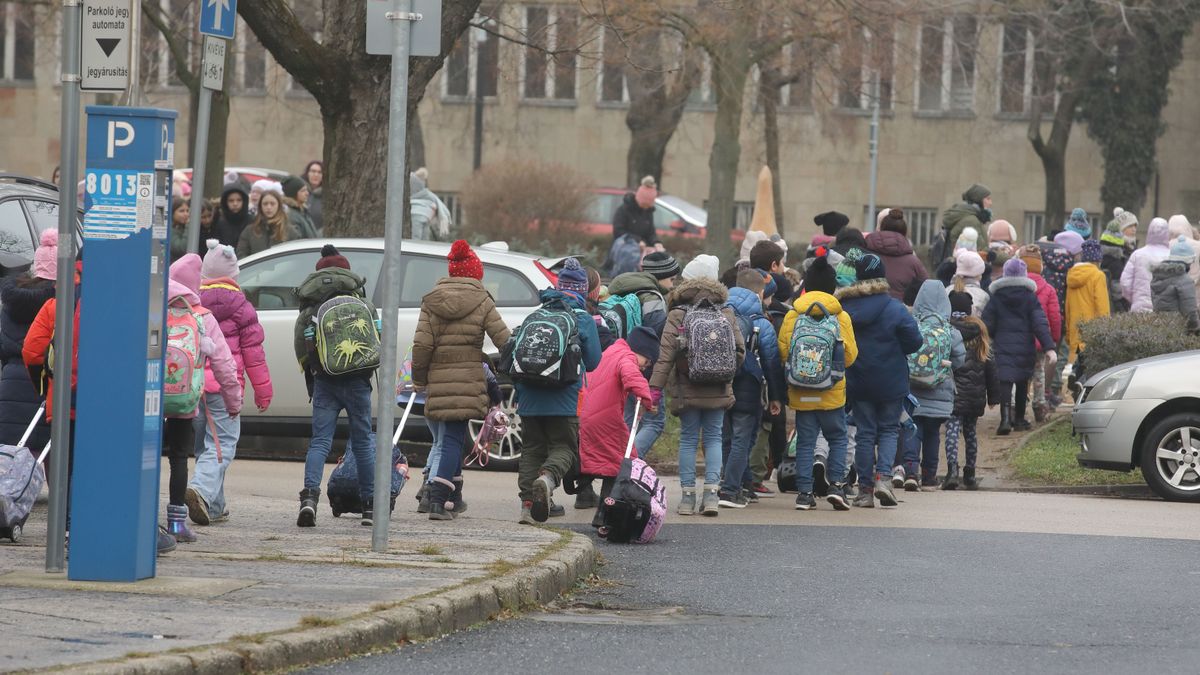 A bombariadó után mindenütt rendben megkezdődött a tanítás