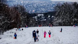 Megérkezett a hó - Ide menj szánkózni!