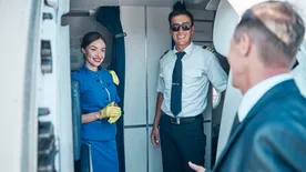 Ezzel a titkos kóddal jelzik a légiutas-kísérők, hogy vonzó vagy számukra