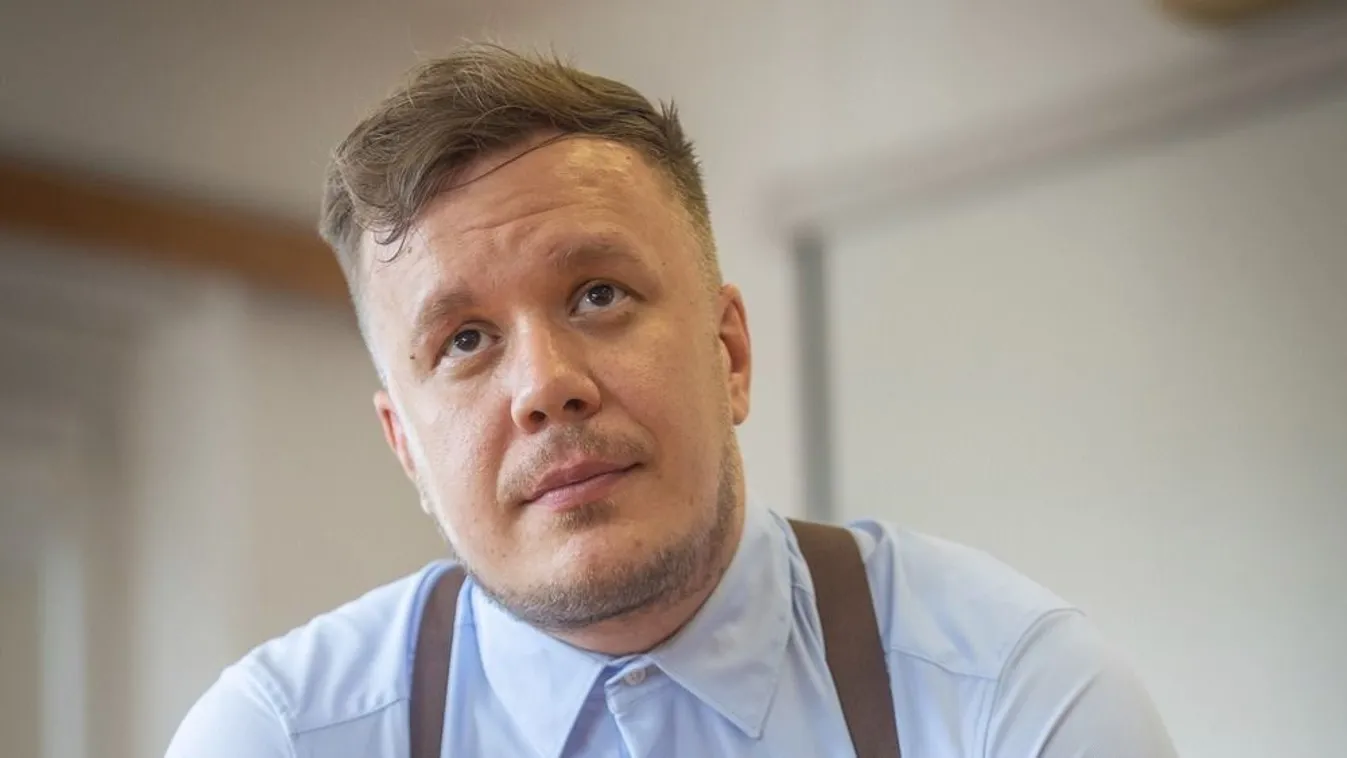 "Rettenetes látni a fájdalmát" - Súlyos beteg a magyar énekes 1 hónapos kisfia