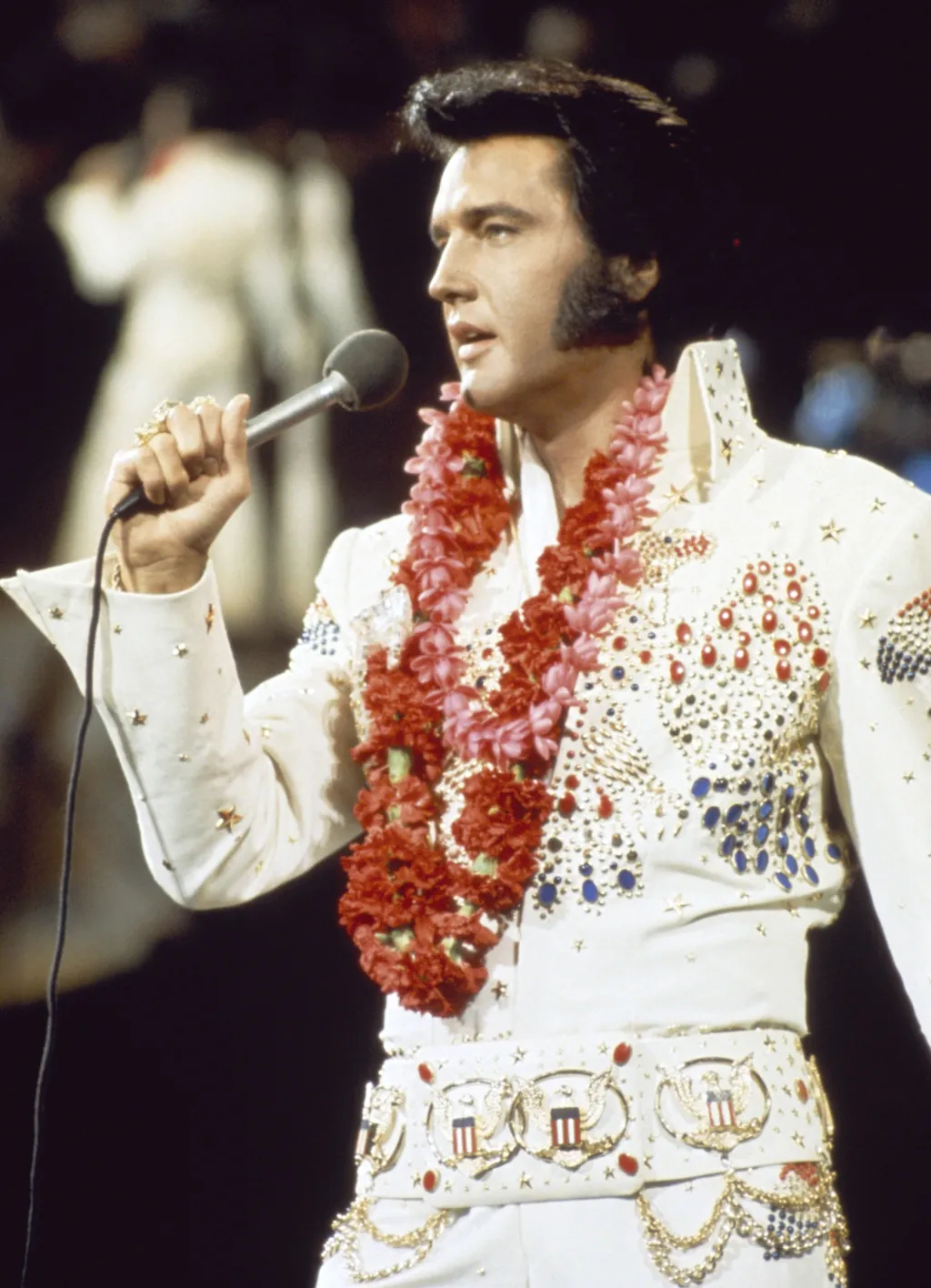Elvis Presley perfoms live in Honolulu