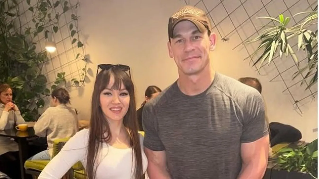 Hogy mi? John Cena a Józsefvárosi piacon turkált