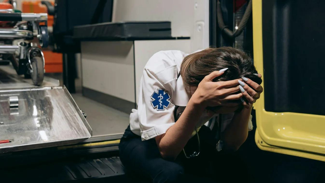 Most jött: tragédiához vonultak ki a rohammentők, egy fiatal nő az áldozat
