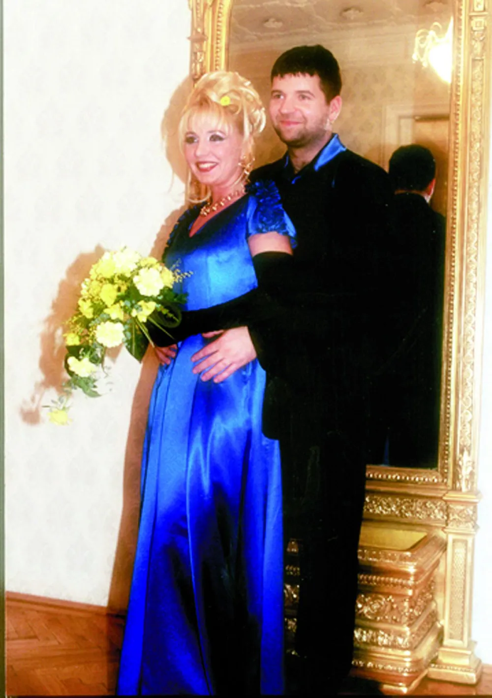 ZOLTÁN ERIKA HOT FELTÖLTÉS