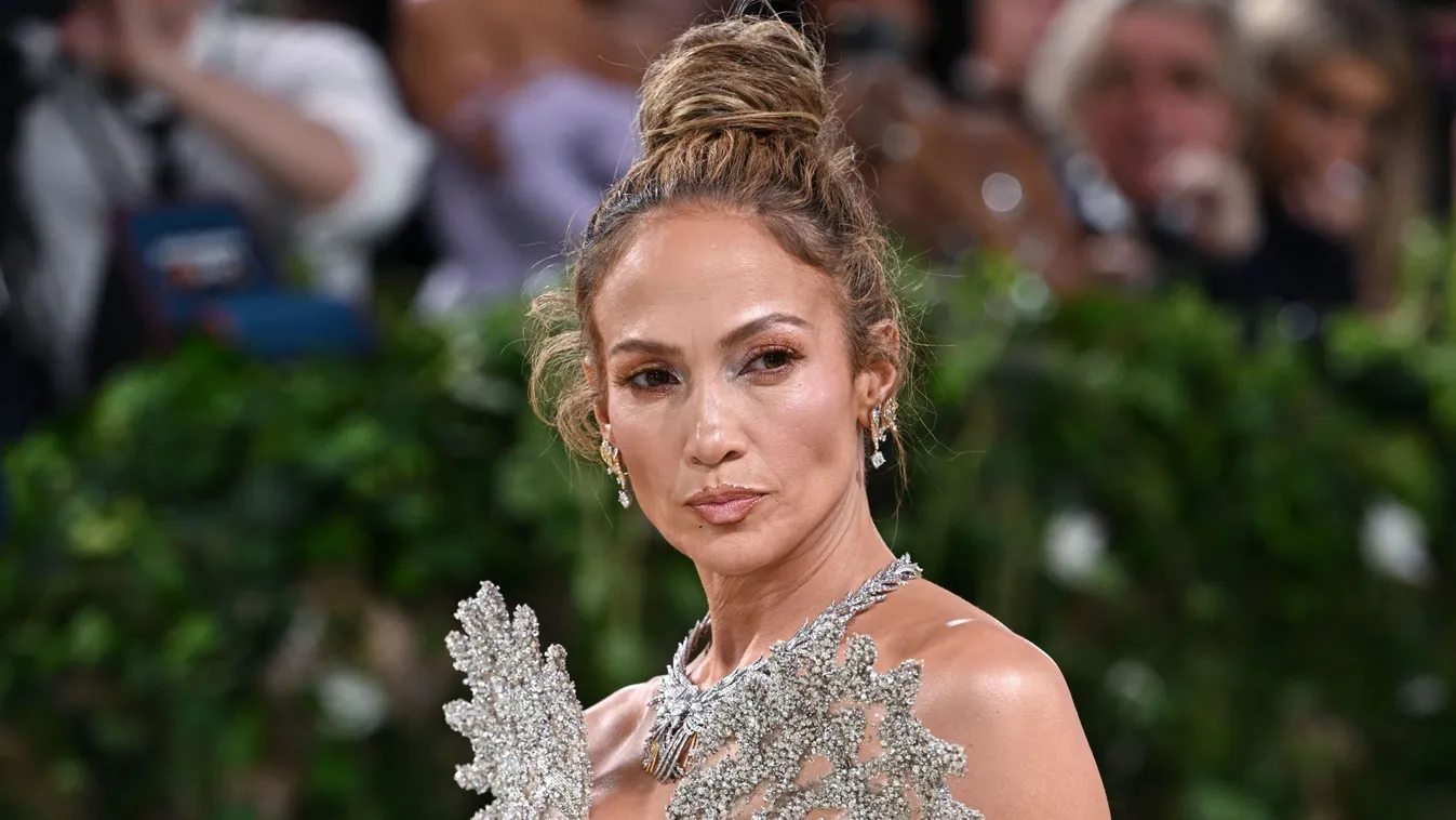 „Nyugodj békében, édes angyalom” – vigasztalhatatlan Jennifer Lopez, hatalmas csapás érte