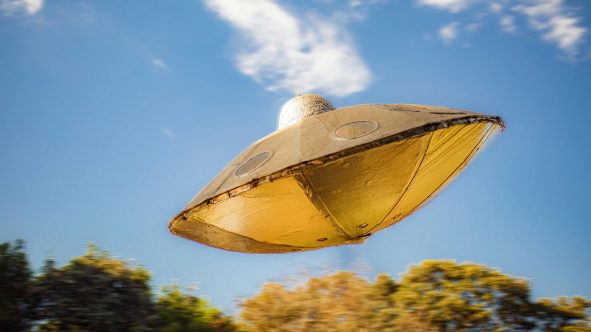 Mély nyomott hagyott a pilótában közeli találkozója az UFO-val.