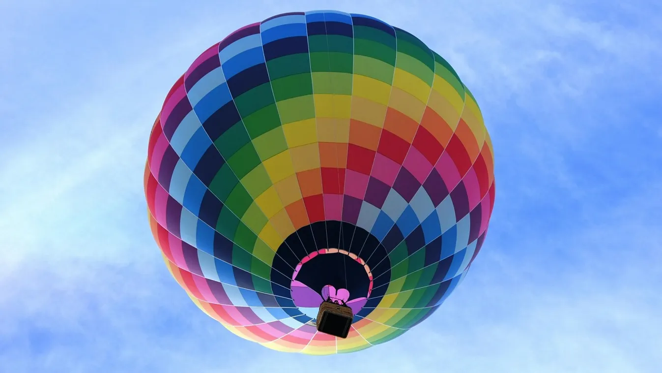 Hőlégballon-tragédia Baracskánál, hatalmasat hibázott a pilóta