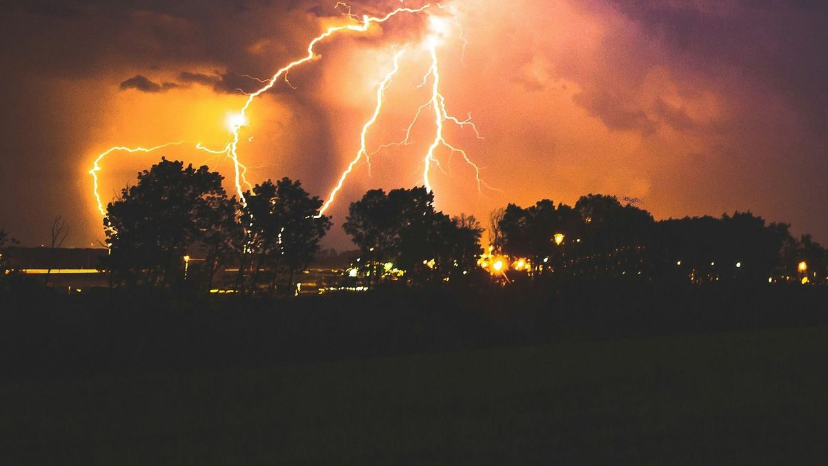 A viharok éve lesz 2025? Pokoli időjárást jósol egy meteorológus - Videó