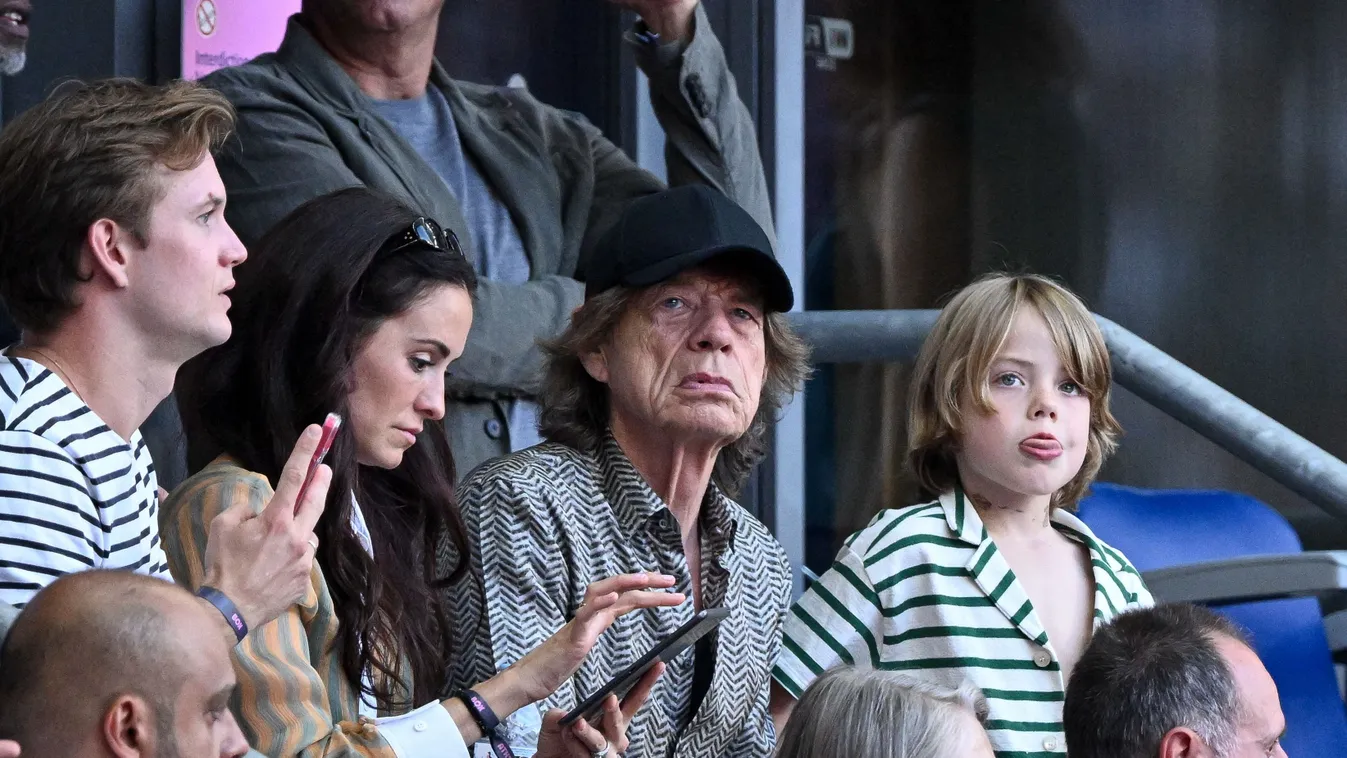 Aggasztó hírek érkeztek: Mick Jagger fiát kórházba szállították