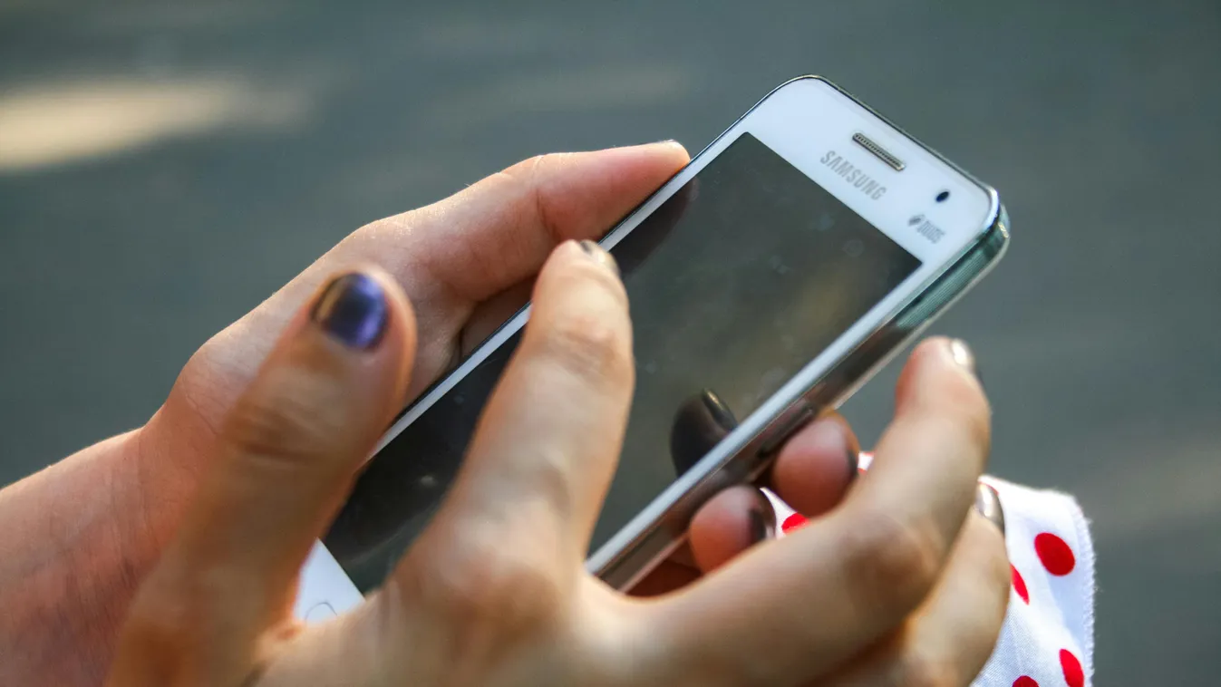 Terjed a módszer: Guminőt és dubai csokit is vettek már a Tiktok hatására