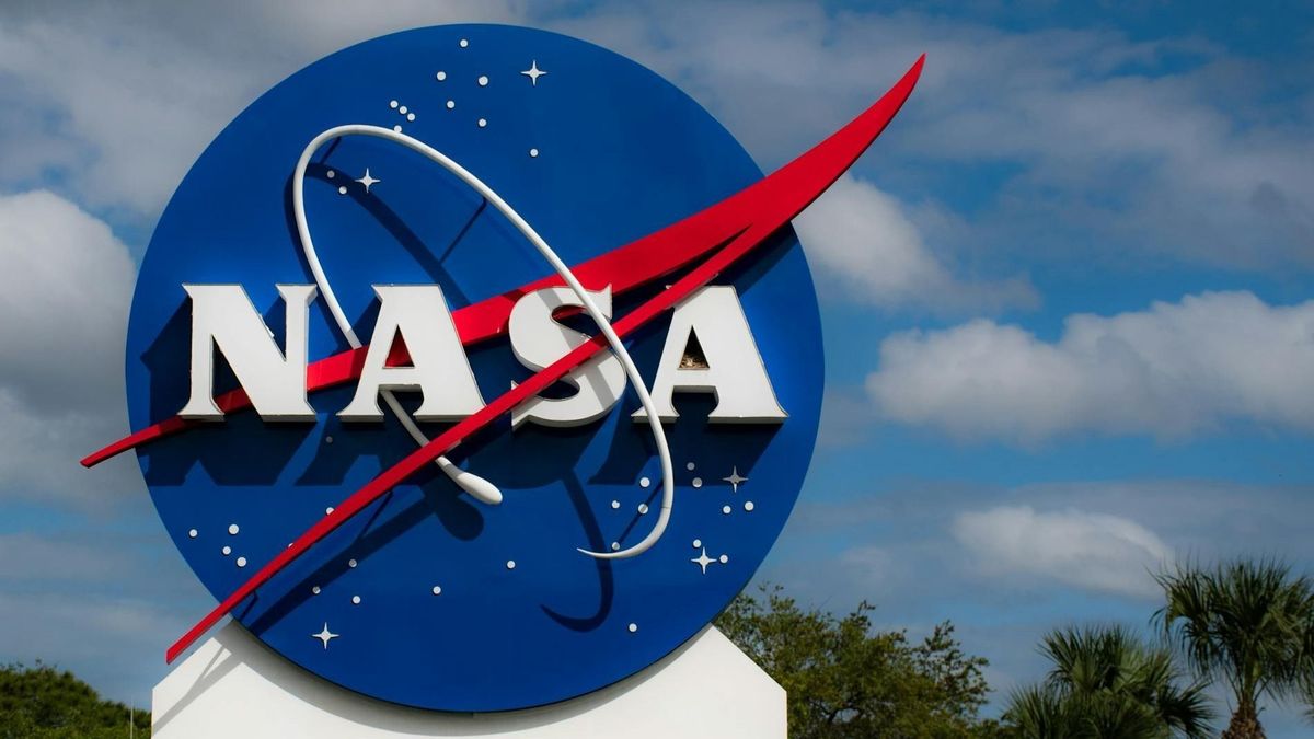 NASA aszteroida, NASA, logo, logó, embléma, felirat, becsapódás, űr,