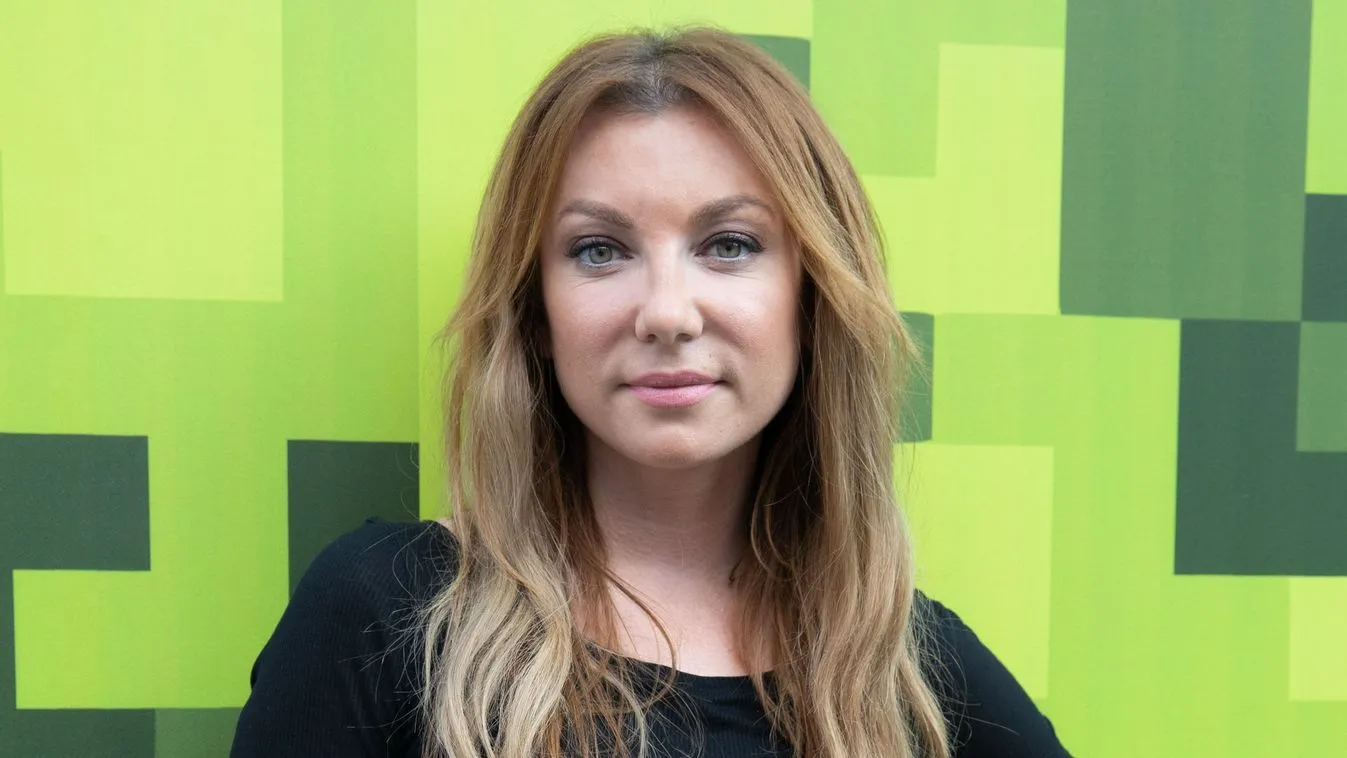 Özönlenek a gratulációk az örömhírre: terhespocakot mutatott Rúzsa Magdi