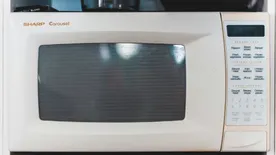 3 tuti módszer: ettől garantáltan ragyogni fog a mikrohullámú sütő!