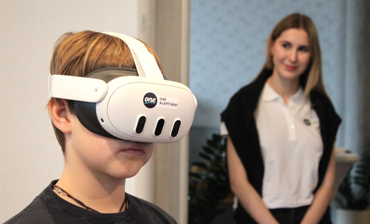 VR-szemüveget, hanem több területen alkalmazzák. Állandó rendszerességgel jelenleg a vérvételi, belgyógyászati, sebészeti és gyógytornaosztályokon használják, emellett alkalomszerűen ultrahangos vizsgálatok során is alkalmazzák