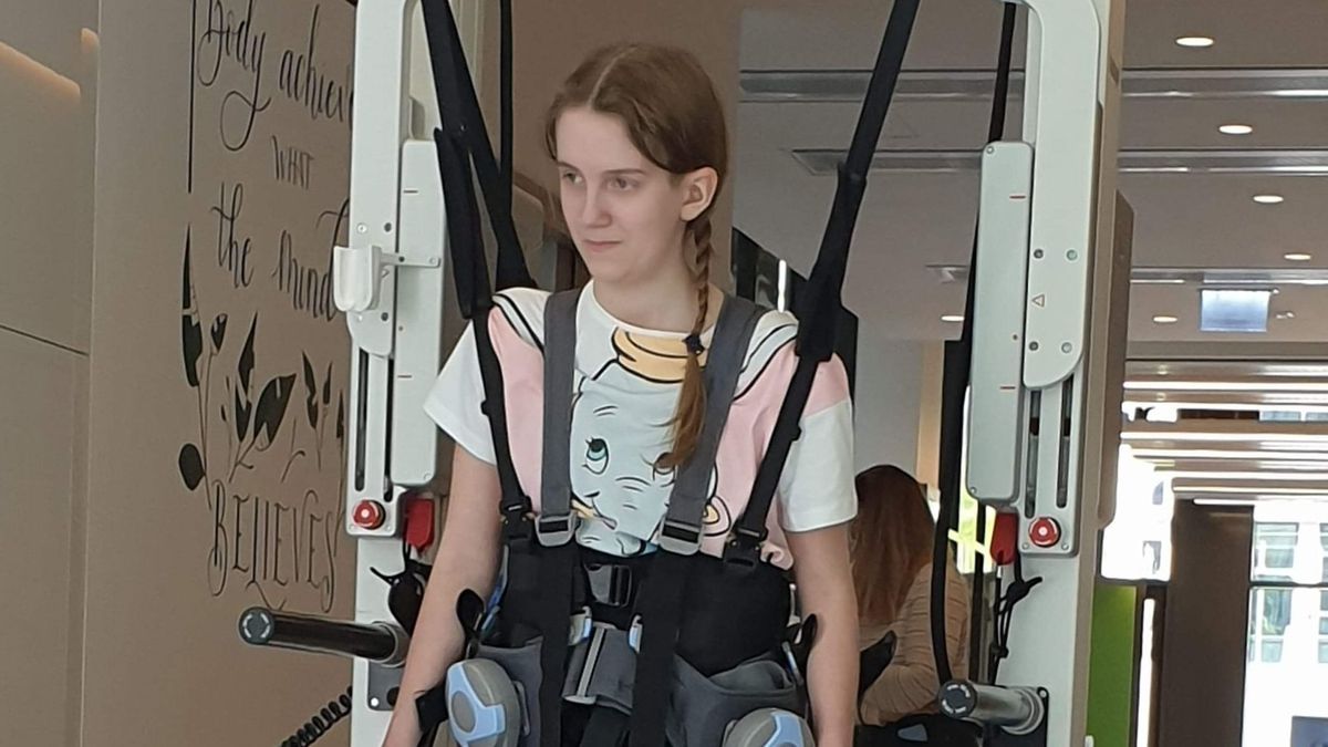 "A rémálom végre álommá válik” – felállt a kerekesszékből és táncolni fog Larina