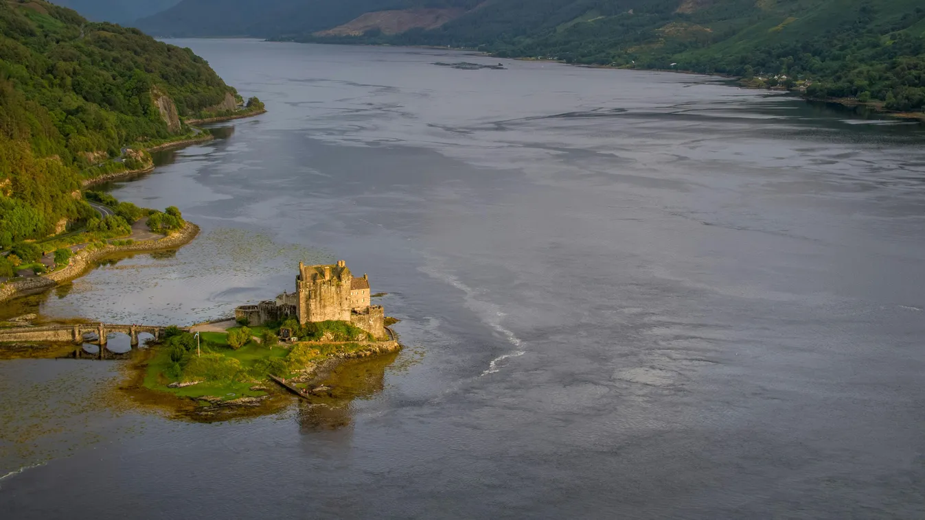 Világszenzáció: lencsevégre kapták a Loch Ness-i szörnyet, a kutatók is sokkban vannak