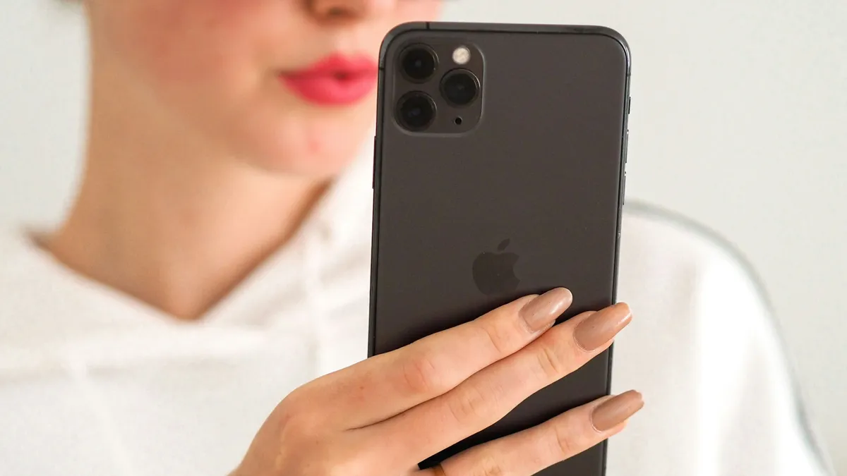 Az Apple minden iPhone-felhasználót figyelmeztet a felugró üzenetek miatt.