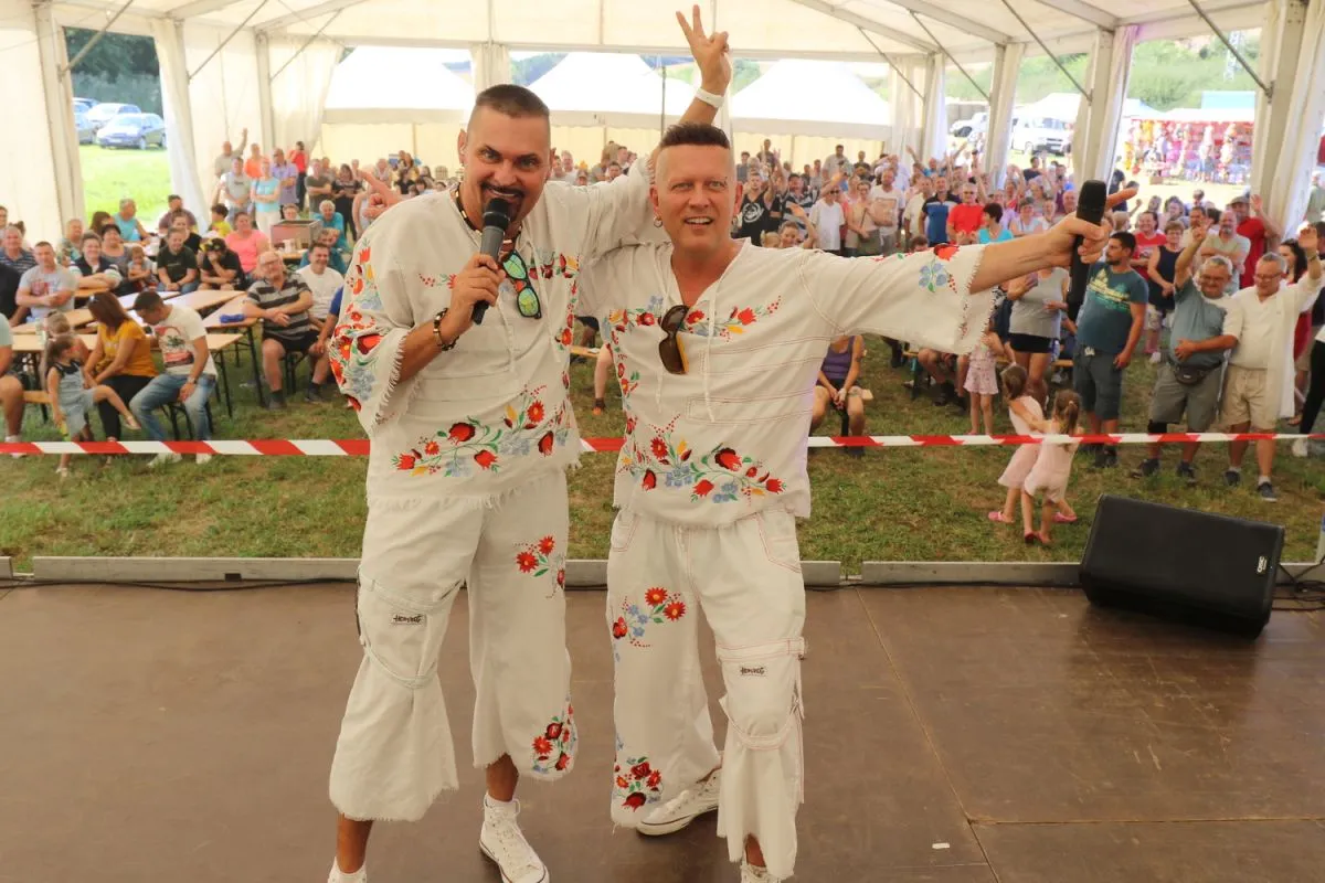 MC Hawer és Tekknő Miki