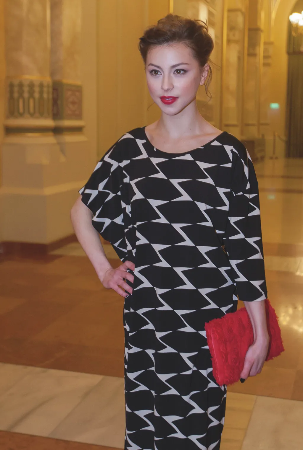 Döbrösi Laura sztáradatlap