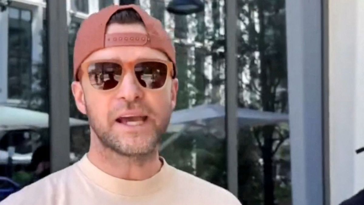 Justin Timberlake belerokkan a turnéjába