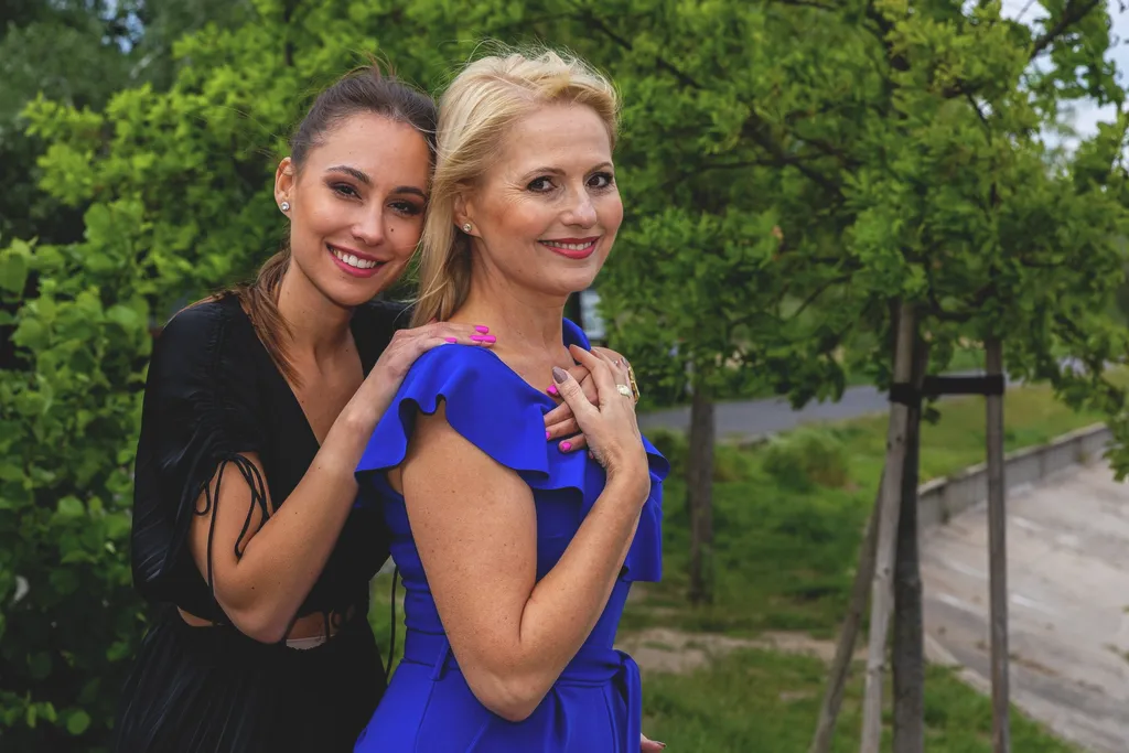 Bényi Ildikó az édesanyja elvesztése után úgy fogalmazott, semmi sem pótolhatja az utána maradt űrt. Lánya támasza maradt, bár akkoriban egy interjúban elismerte, szerette volna, ha még egy gyermeke születik, és Fanni testvért kap (Fotó:
