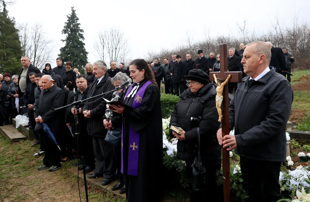 BÉNYI Ildikó; NAGY Krisztina