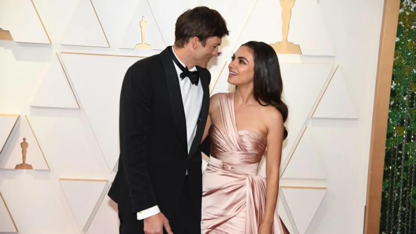 Ashton Kutcher és Mila Kunis válás helyett vakációznak