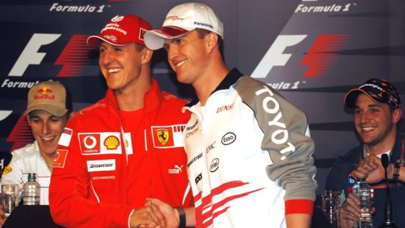 Megszólalt Schumacher, Hamilton nagy bajba kerülhet a Ferrarinál