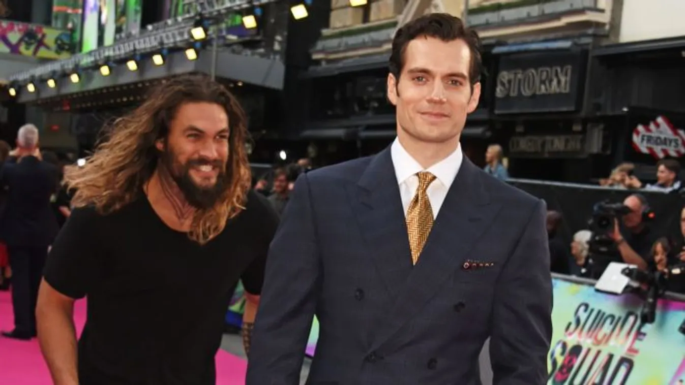 Szamárfüles Brad Pitt, mémmé vált Jason Momoa: ezek a sztárok tényleg április bolondjai!