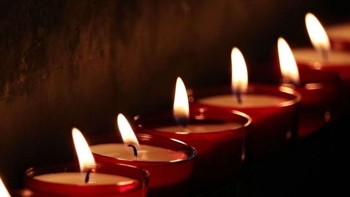 A legsötétebb gyász: 43 évesen elhunyt az ország kedvenc énekese